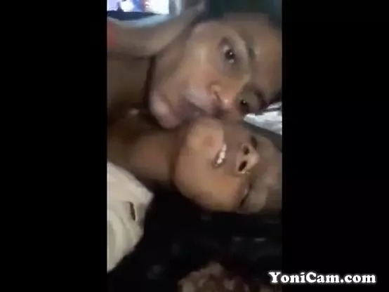 बांग्लादेशी कपल का सेक्स वीडियो