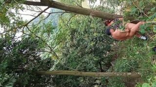 नेपाली पडोसी भाभी को जंगल मे खड़े खड़े चोदा पडोसी देवर ने