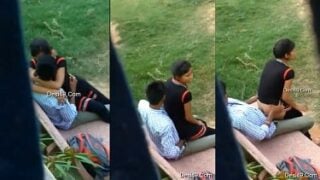 पार्क में सीक्रेट सेक्स करते लवर्स को चुपके से फिल्माया