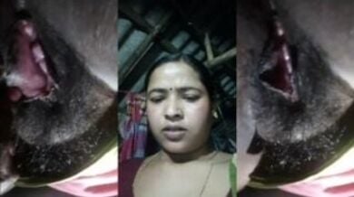 गरीब घर की खूबसूरत बीवी ने दिखाई बालों वाली बुर