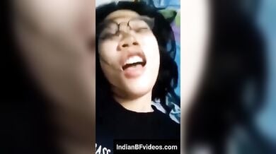 चुदने के बाद चश्मिश नेपाली लड़की माल खा गई