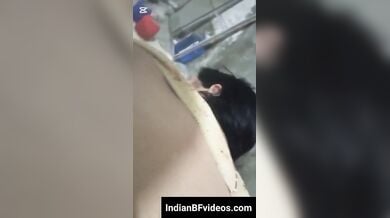 देसी मैच्योर रंडी की डॉगी पोज़ मे चुदाई का हिंदी सेक्स