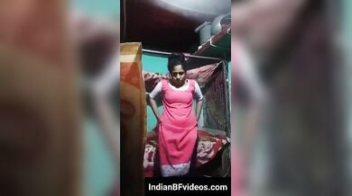 लड़की ने बनाया खुद का कपड़े बदलने वाला वीडियो