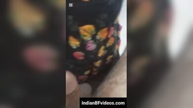 रंडी ऑन्टी को अपने घर बुलाया जवान लड़के ने चुदाई के लिये