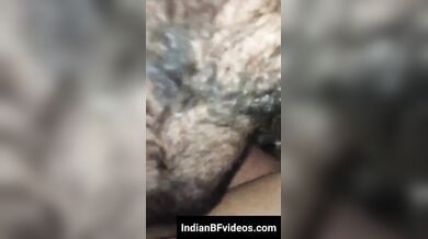 पति का लंड से चिकनी चुत चुदवाती बीवी बना रही है चुदाई वीडियो