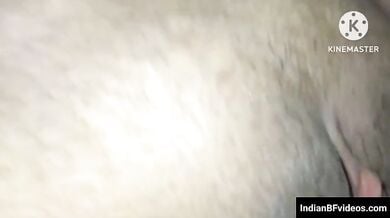 मुँह मे तम्बाकू डाल चुदी रंडी अपने कॉस्टमर के साथ