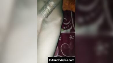 चुदाई से पहले बनाया विलेज वाइफ का न्यूड वीडियो