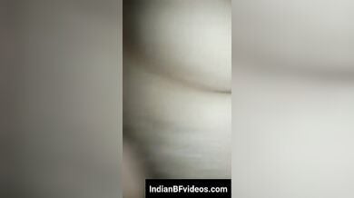 हार्डकोर चुदाई के दौरान लड़की बोली जोर से नहीं