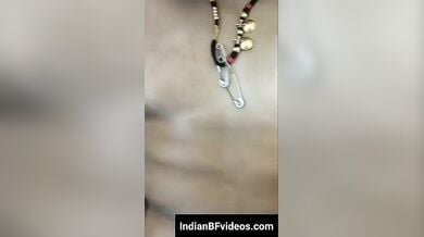सेक्सी भाभी की चिकनी चुत को अलग अलग पोजीशन मे चोदा