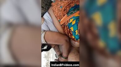 पड़ोस वाली भाभी के घर के छत के ऊपर किया चुबी भाभी की चुदाई