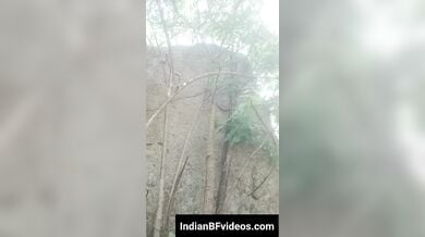 विलेज स्लिम बिहारी गर्ल का जंगल सेक्स वीडियो