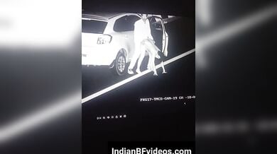 ठरकी नेता ने आधी रातको बिच सडक मे चोदा सेक्सी रंडी