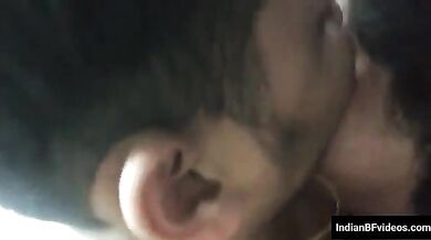 हॉर्नी मल्लू भाभी चुदी अपने फौजी आशिक के साथ