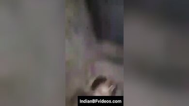गरीब, छपरी लड़के ने किया अमीर गर्लफ्रेंड से रोमांस और चुदाई