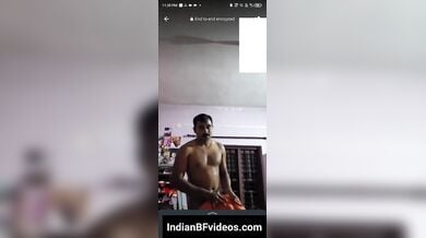 लाइव वीडियोकॉल पे सेक्स करते मल्लू कपल