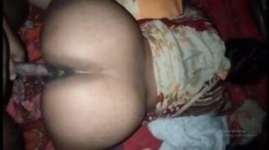 बडा पिछवाडा बीवी की डॉगीस्टाइल चुदाई