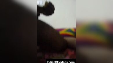 गांड खोलकर कुतिया बनी बीवी को चोदने की तैयारी