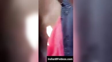 मुस्लिम कॉलेज गर्ल की ख़ुल्ले मे चुदाई