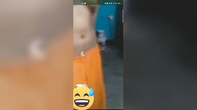 वीडियो कॉल पर जीएफ हुई नंगी