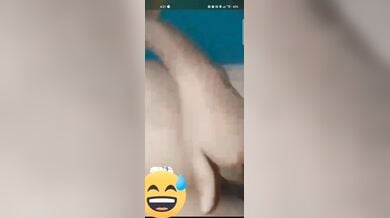 वीडियो कॉल पर जीएफ हुई नंगी