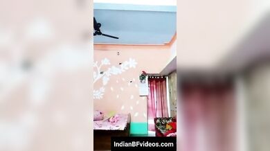 20 साल की शादीशुदा लड़की का आंटी भाभी जैसा नंगा जिस्म