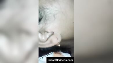 बांग्लादेशी विलेज लवर की चुदाई लाउड मोन के साथ