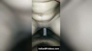 चुदाई की गर्मी से नई बीवी पसीने से नहला गई