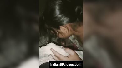 १८ साल की जीएफ को लंड चुसते हुए फिल्माया