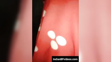 बडे बूब्स वाली ऑन्टी को खड़े खड़े पीछे से चोदा