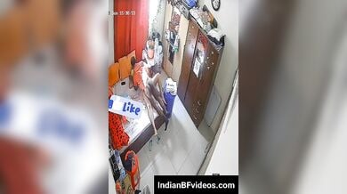 ठरकी अंकल कर रहे है कामवाली की चुदाई सीसीटीवी कैम मे हुआ कैद