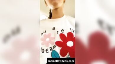 मजा आया की नहीं कहते हुए सेक्सी गर्लफ्रेंड की चुदाई किया