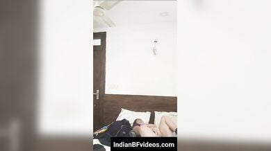 देसी चीटर भाभी की होटल मे चुदाई