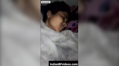 19 साल की लड़की की झाँटो वाली टाइट चुत की दर्द भरी चुदाई