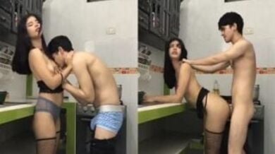 कॉलेज जाने की उम्र वाले स्टेप ब्रदर-सिस्टर ने किया सेक्स