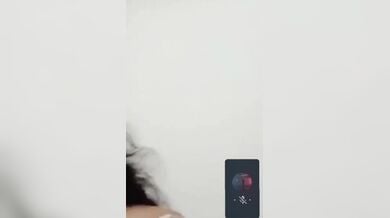 पुणे पीजी लडकी ने वीडियो कॉल पर दिखाई चुत