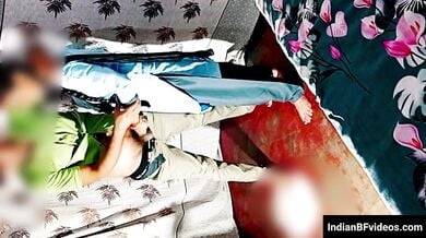 दीदी टाइप की लडकी का लवर ने बनाया चुपके से सेक्स वीडियो