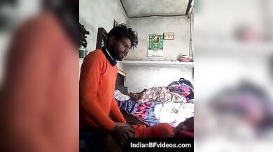 जीजा से नाखुश दीदी को घोड़ी बनाके चोदा उसके भाई ने
