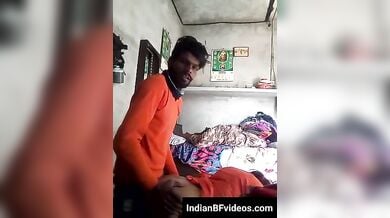 जीजा से नाखुश दीदी को घोड़ी बनाके चोदा उसके भाई ने