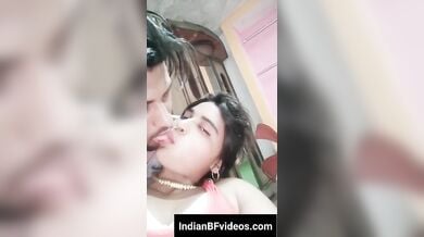 विलेज यंग लवर की हार्ड चुदाई