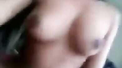 ब्यूटीफुल बुब्स लडकी ने किया काउगर्ल स्टाइल सेक्स