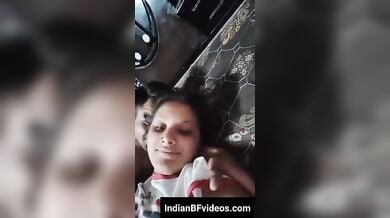 बदमाश गर्लफ्रेंड ने बॉयफ्रेंड के साथ बनाया गंदा वीडियो