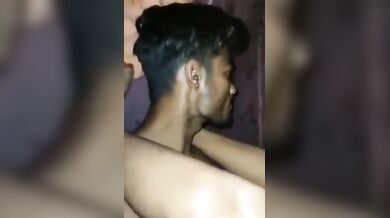 गर्लफ्रेंड ने किया पहली बार सेक्स, हुआ दर्द