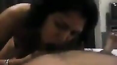 रिच हसबंड वाईफ की पुरानी सेक्स क्लिप