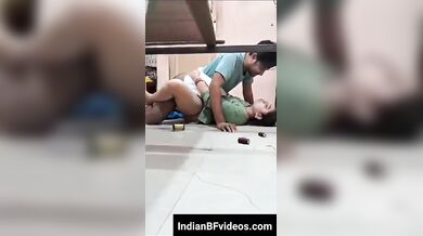 चीटर इंडियन हाउसवाइफ का यार ने बनाया सेक्स एमएमएस