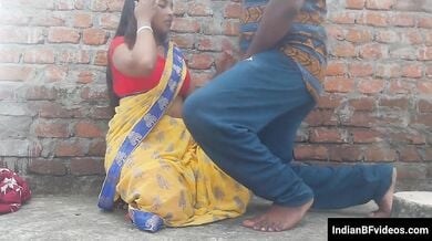 छत के ऊपर विलेज सेक्सी पूजा भाभी की चुदाई