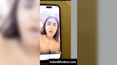 पाकिस्तानी टिकटोकर मिनाहिल मलिक का वायरल सेक्स वीडियो