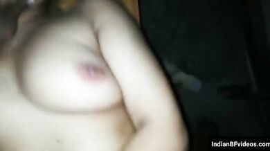 देसी सेक्सी वाइफ का हार्ड फकिंग वीडियो