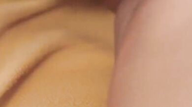 बीवी की बगले चाटी, उसका दूध निकाला, उसकी चूत खोल डाली