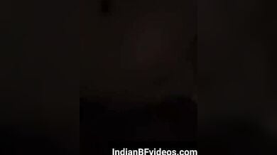 क्यूट गर्लफ्रेंड की झाँटो वाली चुत चोदने का मजा लिया