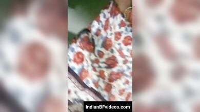 कामुक ऑन्टी को जमके चोदा उसके यंग लवर ने